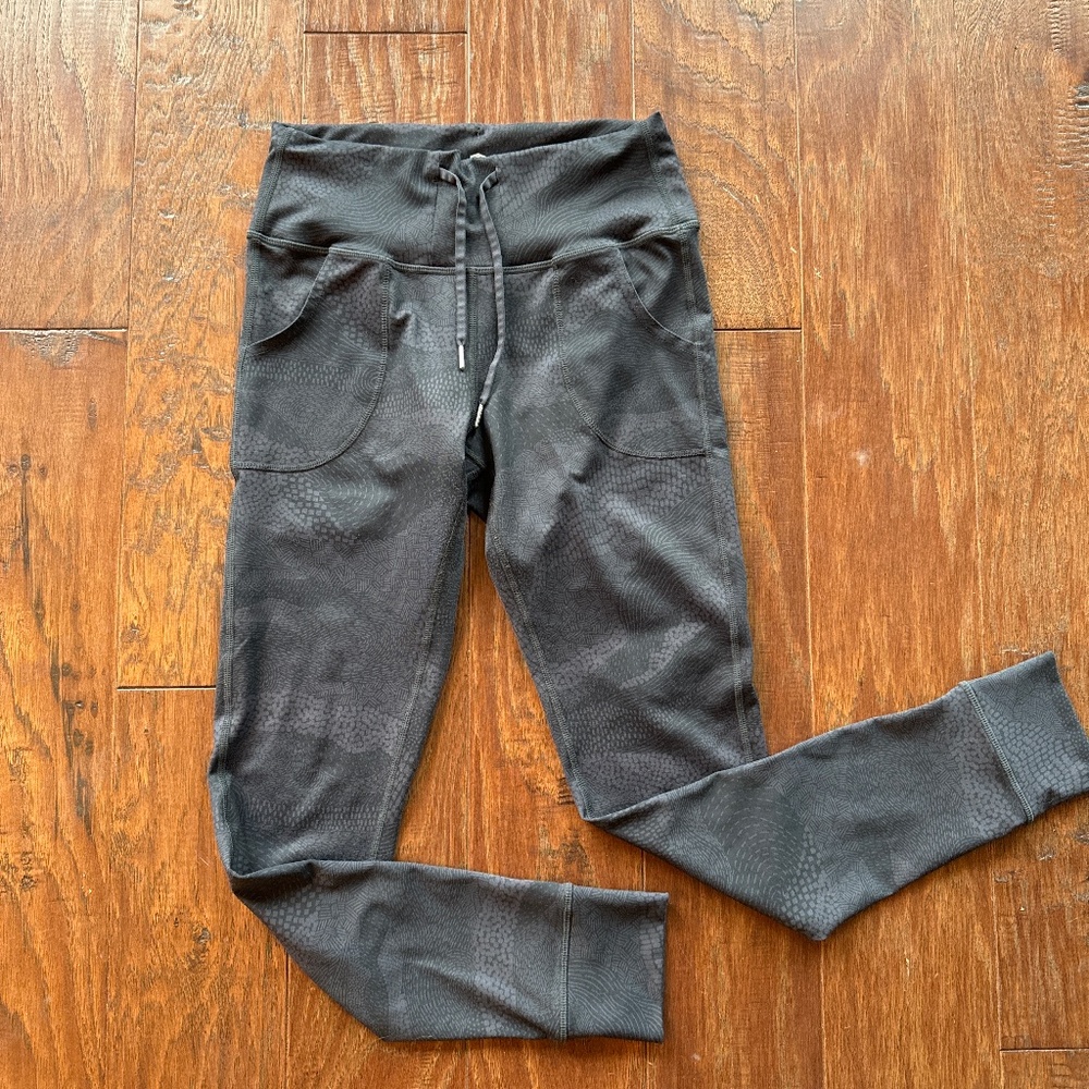 Born primitive leggings